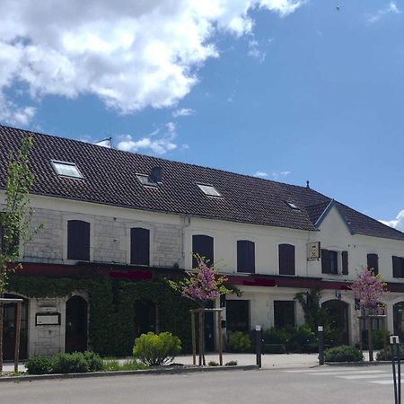 Auberge D'Ici Et D'Ailleurs Cressensac-Sarrazac エクステリア 写真