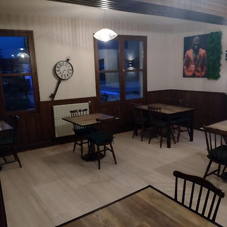 Auberge D'Ici Et D'Ailleurs Cressensac-Sarrazac エクステリア 写真