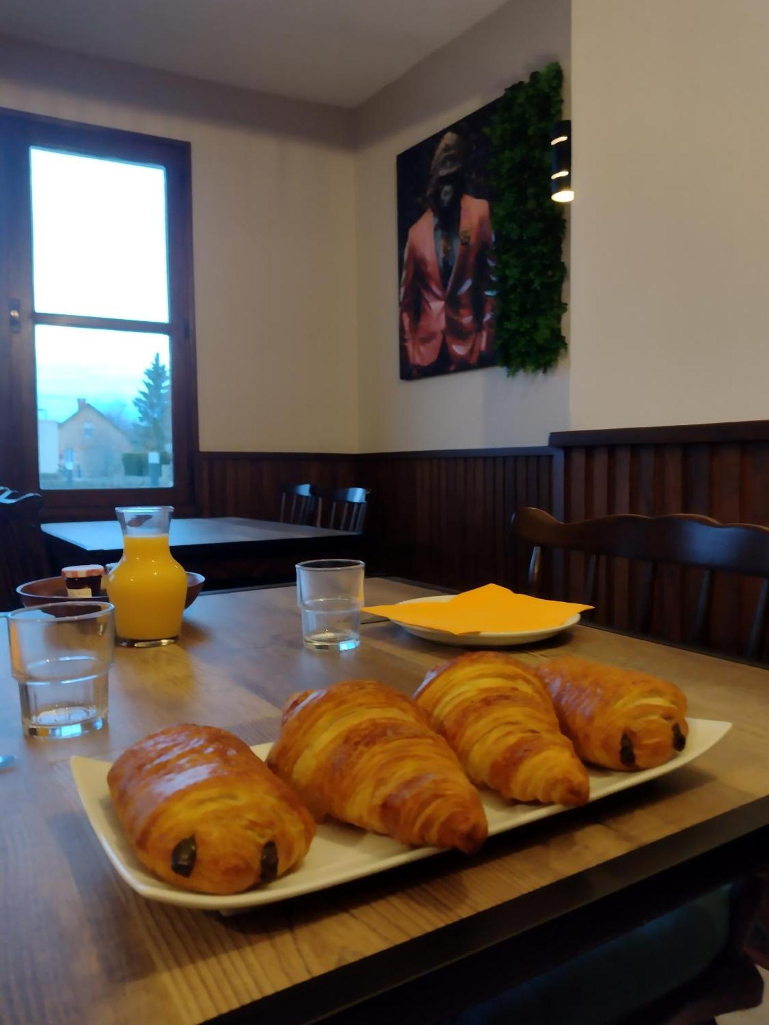 Auberge D'Ici Et D'Ailleurs Cressensac-Sarrazac エクステリア 写真