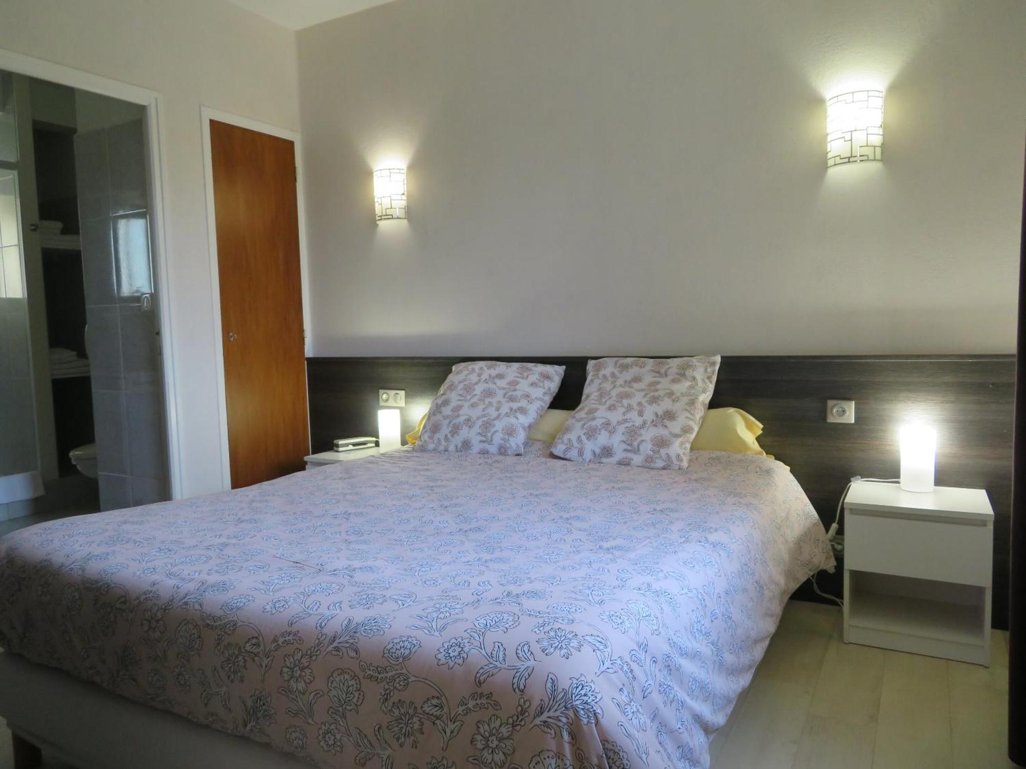 Auberge D'Ici Et D'Ailleurs Cressensac-Sarrazac 部屋 写真