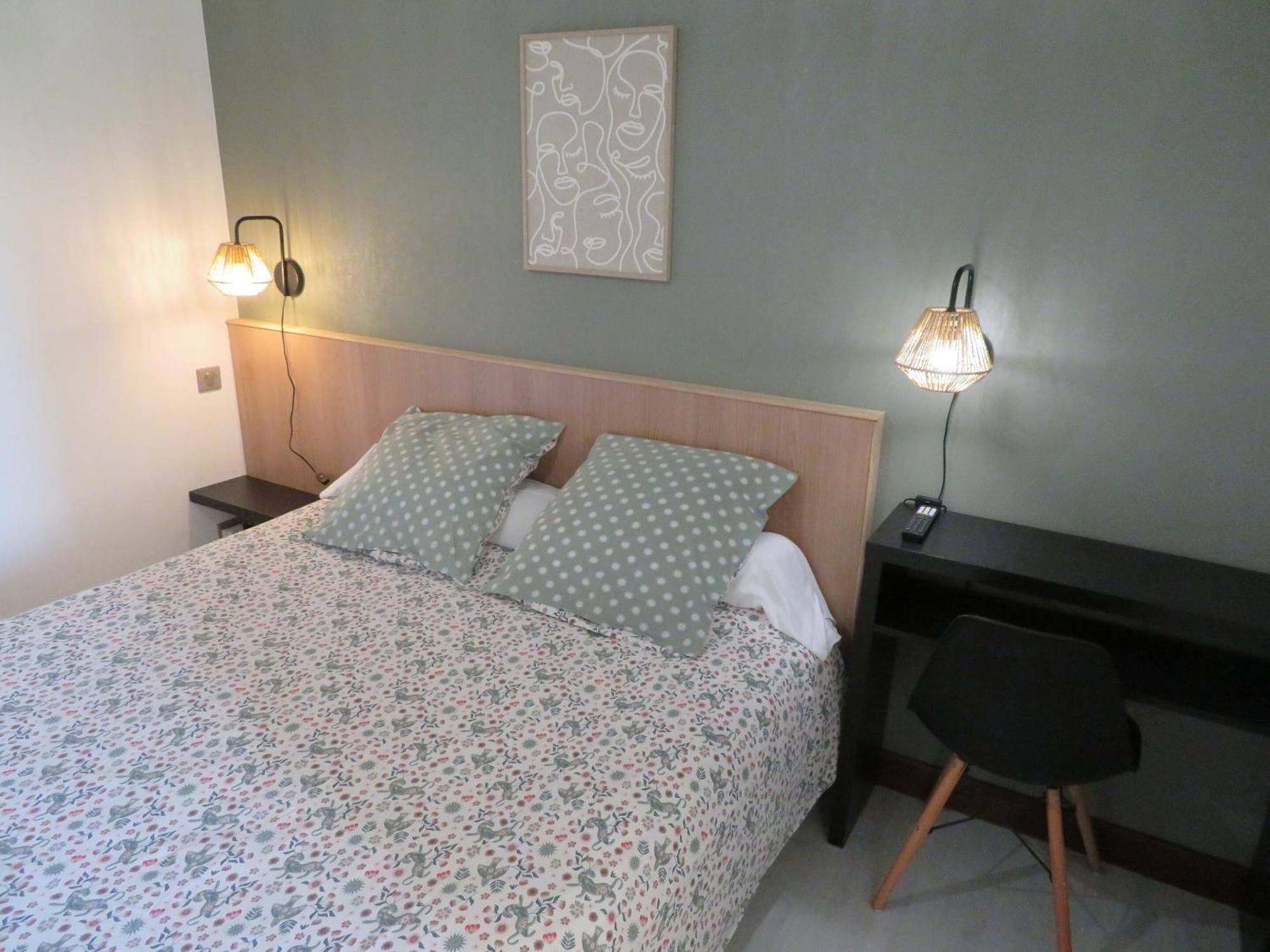 Auberge D'Ici Et D'Ailleurs Cressensac-Sarrazac 部屋 写真
