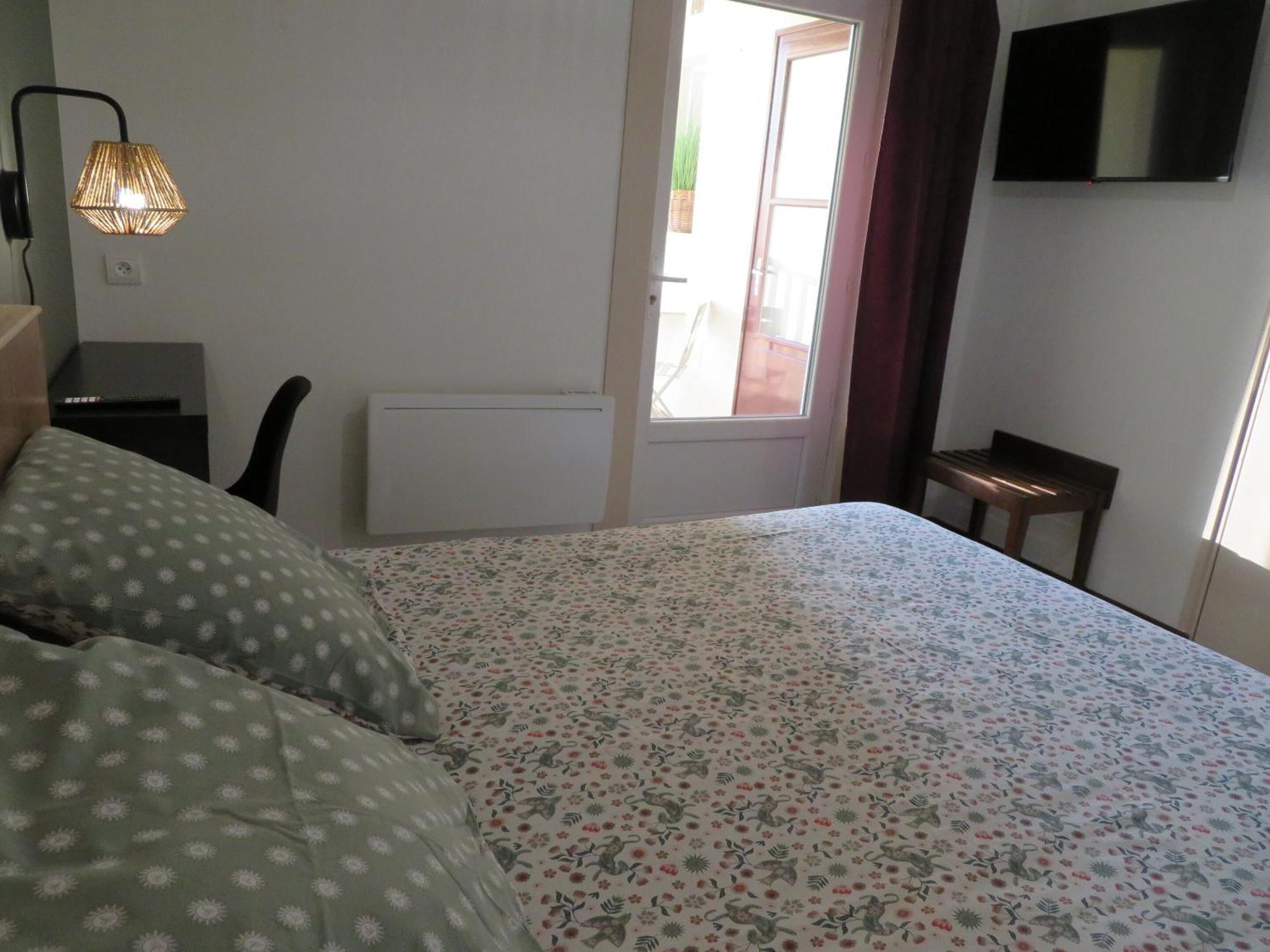 Auberge D'Ici Et D'Ailleurs Cressensac-Sarrazac 部屋 写真